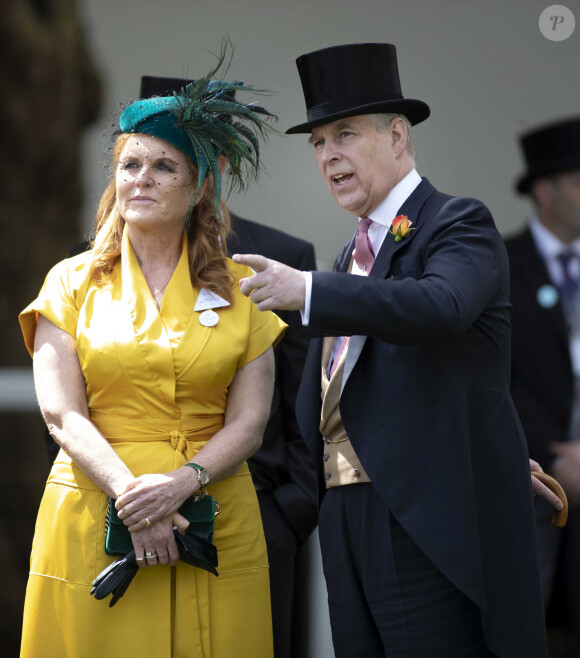 A la suite de son décès, Muick et Sandy ont été adoptés par le prince Andrew et son épouse Sarah Ferguson.
Sarah Ferguson, le prince Andrew, duc d'York - La famille royale d'Angleterre assiste aux courses de chevaux à Ascot le 21 juin 2019.