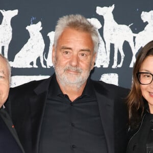 Jean Todt, Luc Besson et Michelle Yeoh - Avant-première du film "Dogman" au cinéma UGC Normandie à Paris le 19 septembre 2023. © Coadic Guirec/Bestimage