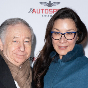 Jean Todt et sa femme Michelle Yeoh au photocall des "Autosport Awards" à Londres, le 6 février 2022. 