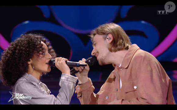 Pierre et Candice interprètent "J'ai encore rêvé d'elle" lors du prime de la Star Academy du 25 novembre 2023 sur TF1.