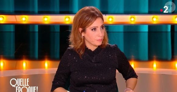 Léa Salamé dans "Quelle époque !" le 25 novembre 2023 sur France 2.