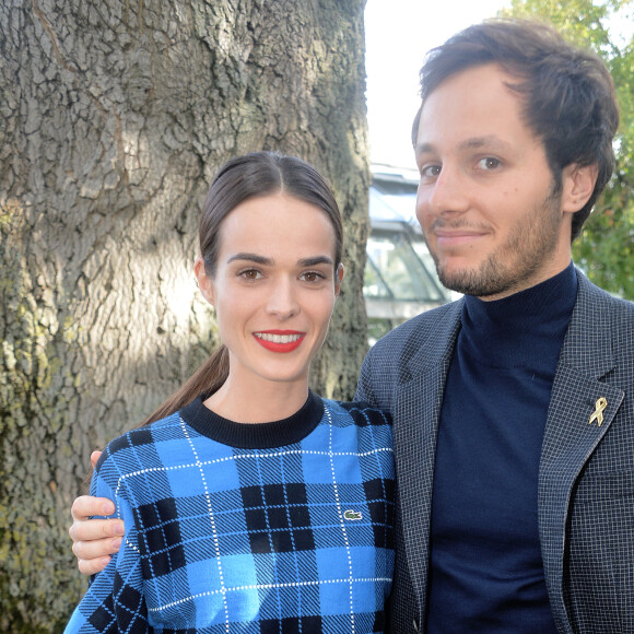 Il est le fruit de son amour pour la violoncelliste Catherine Robert
Vianney Bureau (Vianney), Catherine Robert - People au défilé Lacoste Collection Prêt-à-Porter Printemps/Eté 2020 lors de la Fashion Week de Paris, le 1er octobre 2019. © Veeren Ramsamy-Christophe Clovis/Bestimage 