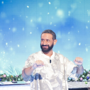Exclusif - Cyril Hanouna - Plateau de Noël de l'émission TPMP (Touche Pas à Mon Poste), présentée en direct par C.Hanouna et diffusée sur C8 à Paris le 28 novembre 2023. © Jack Tribeca / Bestimage