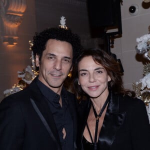 Tomer et Sandra Sisley étaient également de la partie
 
Exclusif - Sandra Sisley et son mari Tomer Sisley - L'hôtel The Peninsula Paris présente son univers féérique pour Noël le 30 novembre 2023 . Bûches, couronne des Rois, Heure du Thé et cocktails de Noël ont été présentés par la cheffe pâtissière A. Coruble et le chef David Bizet qui oeuvrent chaque jour à créer des souvenirs mémorables pour les petits et les plus grands. The Peninsula Paris a célèbré l'esprit de Noël avec des animations féeriques qui ont donné le sourire à toute la famille. Entre traditions, délices gastronomiques, surprises et jolies idées de cadeaux, la saison de Noël à l'hôtel The Peninsula Paris laissera des souvenirs inoubliables aux petits comme aux grands. Les festivités se poursuivent dans tous les restaurants et bars, entre Heure du Thé, menus de fête et cocktails sur-mesure © Rachid Bellak / Bestimage