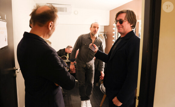 Exclusif - Ours Souchon, Thomas Dutronc - Backstage du 16ème Gala de la Fondation " Recherche Alzheimer " à l'Olympia à Paris. Le 20 mars 2023 © Sébastien Valente / Bestimage 