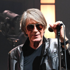 Jacques Dutronc et Thomas Dutronc en showcase de leur tournée "Dutronc & Dutronc" au Centre Evénementiel de Courbevoie le 11 avril 2022.  © Coadic Guirec/Bestimage