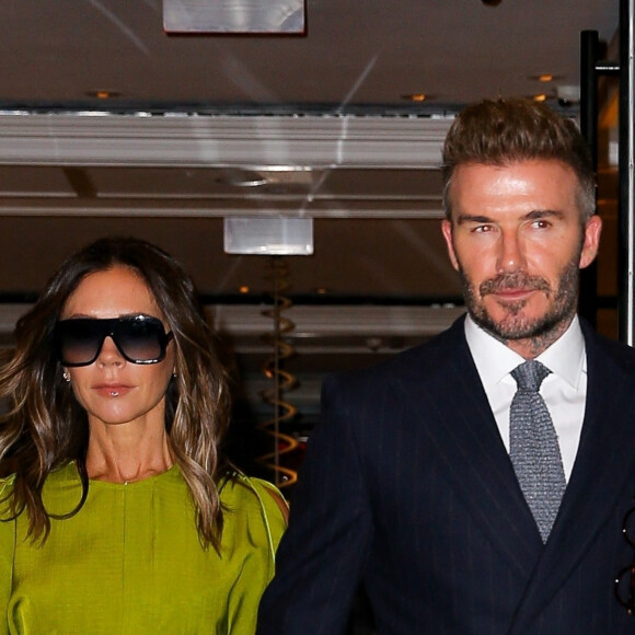 L'ancien footballeur et la chanteuse vont fêter leur 25 ans de mariage en juillet prochain
 
David et sa femme Victoria Beckham sont tirés à quatre épingles à la sortie de l'hôtel The Mark à New York City, New York, Etats-Unis, le 14 octobre 2022.