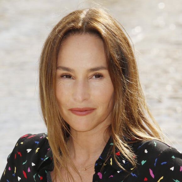 La star de la série "Ici tout commence" sur TF1 est même fiancée !
Vanessa Demouy "Ici tout commence" - Photocall lors du Festival de la Fiction de La Rochelle. Le 18 septembre 2021 © Christophe Aubert via Bestimage