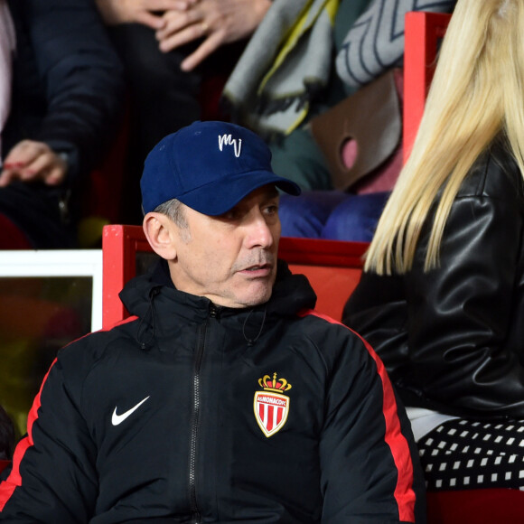 Et malgré le divorce de leur père avec Stéphanie de Monaco, ils sont toujours très proches.
Daniel Ducruet et son fils ainé, Michael durant la première édition de la Fight Aids Cup, un match de football caritatif au stade Louis II le 20 janvier 2020 © Bruno Bebert/Bestimage 