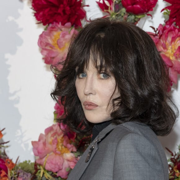 Isabelle Adjani a réagi sur son compte Instagram
Isabelle Adjani au photocall du dîner de lancement des Parfums Louis Vuitton, Stellar Times, Cosmetic Cloud, Dancing Blossom, Rhapsody et Symphony, à la fondation Louis Vuitton à Paris, France, le 5 juillet 2021. © Olivier Borde/Bestimage 