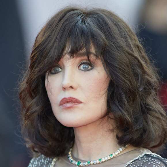 Isabelle Adjani a été condamnée par le tribunal correctionnel de Paris
Isabelle Adjani - Montée des marches du film " De son vivant " lors du 74ème Festival International du Film de Cannes. © Borde-Jacovides-Moreau / Bestimage 