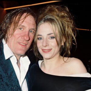 Gérard Depardieu et sa fille Julie Depardieu au Festival de Cannes pour la présentation de "La vie est belle" le 18 mai 1998.