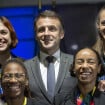 PHOTOS Emmanuel Macron reçoit les championnes du monde de handball à l'Élysée avec Brigitte et une grande star française