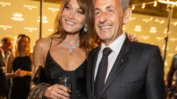 "Enceinte, je me trouvais très moche" : Carla Bruni mère de 2 enfants, rares confidences sur ses grossesses