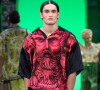 Son ainé est Aurélien.
Aurélien Enthoven (fils de C. Bruni) Défilé Versace "Collection Prêt-à-Porter Homme Printemps/Eté 2023" lors de la Fashion Week de Milan (MLFW), le 18 juin 2022.