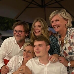 Ensemble, Laurent Romejko et Sylvie Bazyn ont eu trois enfants qui sont désormais de grands adultes : Anne, Mathilde et Louis. 
Laurent Romejko en famille. Le 23 juillet 2020.