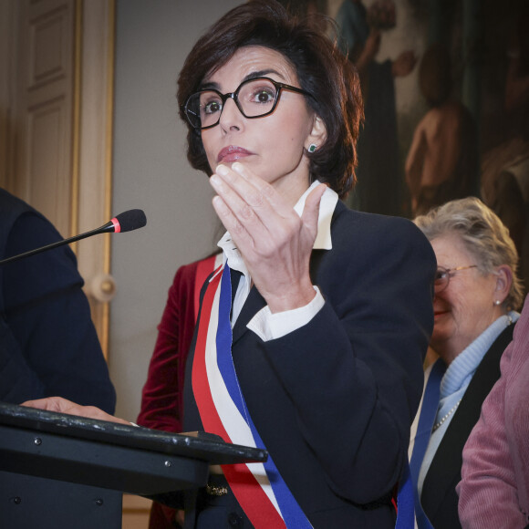 La ministre était dans son fief du 7ème arrondissement de Paris hier
 
Rachida Dati - Voeux de Rachida Dati (Ministre de la Culture et maire du 7ème arrondissement de Paris) à la mairie du VIIème Arrondissement de Paris le 16 janvier 2024 © Jack Tribeca / Bestimage