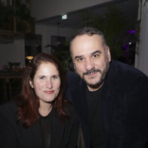 Exclusif - Joséphine Draï, François-Xavier Demaison - 7ème édition de la "Soirée patins" au restaurant de l'Hotel Kimpton, le Montecito, organisée par S.Sisley à Paris. Jeudi 18 janvier, dans l'enceinte du restaurant de l'hôtel Kimpton - St Honoré, Le Montecito, s'est déroulé la septième édition des " Soirées Patins ", un événement devenu incontournable à Paris depuis novembre dernier. Imaginé par S. Sisley, ce concept ambitieux rassemble célébrités, beautiful people et clients de l'hôtel, pour une soirée année 80-90 où il est possible de faire du patins sur les meilleurs hits de cette époque, tout en savourant un délicieux menu californien. Hier soir, de nombreuses célébrités étaient présentes pour profiter de l'événement; le rappeur Hamza était de la partie, l'humoriste et acteur FX. Demaison, le chanteur pop A. Simone accompagné de son ami F.Farinelli, l'actrice J. Draï, la danseuse C. Tran, les actrices L. Fogli et A. Seguillon, les superbes H. d'Esteve et O.Provost, la créatrice G. Constantini et le créateur N. Ouchenir ainsi que la célébre femme d'affaire R. Lacoste. Une soirée plus que réussie pour S. Sisley! La prochaine " Soirée Patins " se déroulera jeudi 25 janvier, donc dépêchez-vous de réserver, il reste peu de places. " Soirées Patins, tu roules ou t'en roules! "