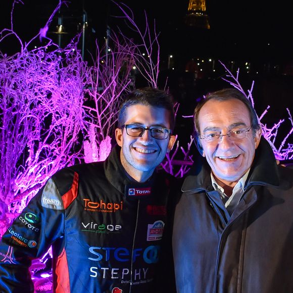 Jean-Pierre Pernaut et son fils Olivier Pernaut - Présentation de la nouvelle voiture de Margot Laffite, Jean-Pierre et Olivier Pernaut pour le trophée Andros à Paris le 26 novembre 2015. La compagnie des Bateaux-Mouches est leur partenaire officiel. © Lionel Urman / Bestimage