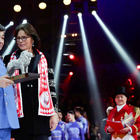 Prix Special Du Jury Pour Sa Carriere A Kid Bauer remis par la princesse Stéphanie de Monaco lors de la remise de prix de la 46ème édition du festival international du cirque de Monte-Carlo le 23 janvier 2024. © Jean-François Ottonello / Nice Matin via Bestimage 