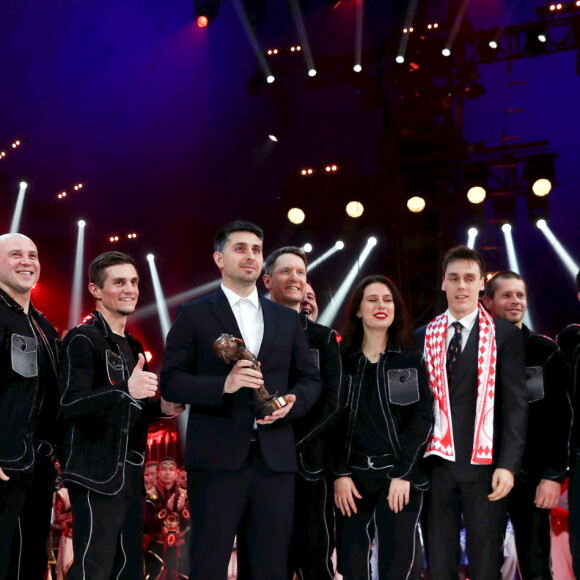 Encore un grand rendez-vous pour eux, en tout cas, et notamment pour les plus jeunes, de plus en plus impliqués. 
Clown De Bronze remis par Louis Ducruet a Extreme Lights lors de la remise de prix de la 46ème édition du festival international du cirque de Monte-Carlo le 23 janvier 2024. © Jean-François Ottonello / Nice Matin via Bestimage 