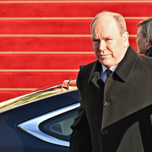 Le prince Albert II de Monaco - Sortie de la messe pontificale lors de la célébration de la Sainte Dévote, sainte patronne de Monaco, le 27 janvier 2024. © Bruno Bebert / Bestimage