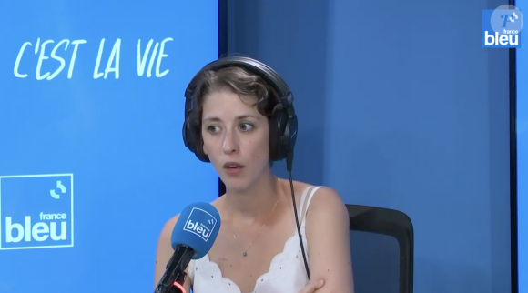 Clémentine Vergnaud dans l'émission "C'est la vie" sur France Bleu en juin 2023.