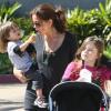 Brooke Burke et ses enfants Neriah, Sierra et Shaya à Los Angeles le 14 mars 2010 