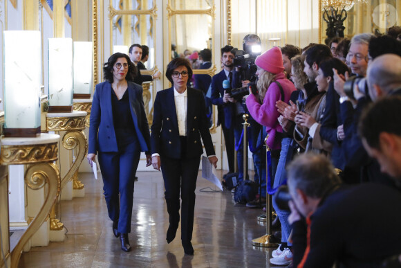 Rima Abdul Malak et Rachida Dati - Passation de pouvoir au ministère de la Culture - Rachida Dati remplace Rima Abdul Malak, le 12 janvier 2024. © Michael Baucher / Panoramic / Bestimage