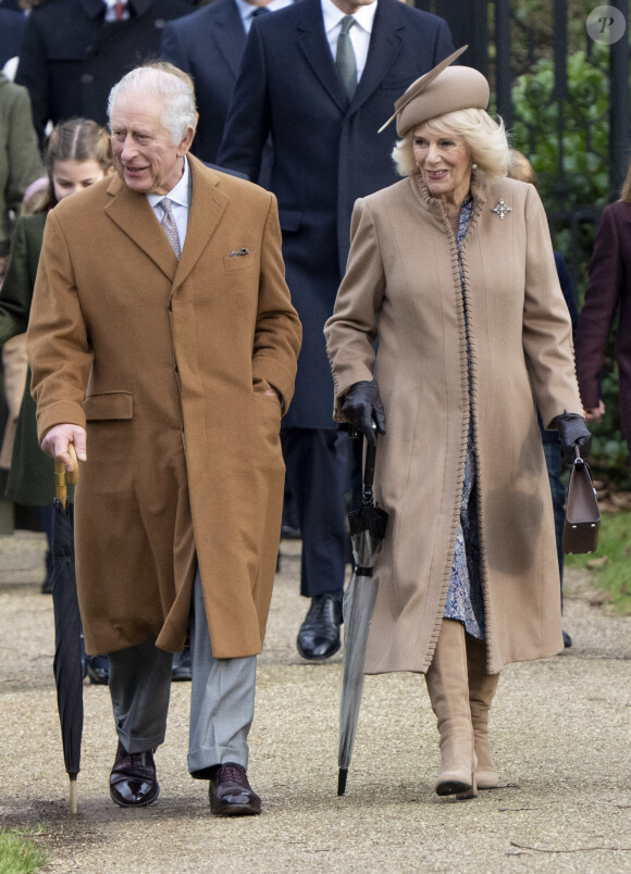 Le roi Charles III d'Angleterre et Camilla Parker Bowles, reine consort d'Angleterre, le 25 décembre 2023.