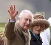 Le roi va bien, vive le roi ! Charles III vient de faire sa première apparition depuis son hospitalisation.

Le roi Charles III d'Angleterre et Camilla Parker Bowles, reine consort d'Angleterre, lors de la messe dominicale en l'église St-Mary Magdalene à Sandringham