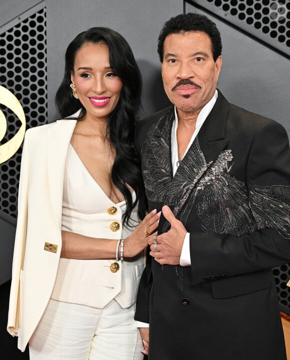 Lionel Richie et sa compagne Lisa Parigi - 66e édition des Grammy Awards à la Crypto.com Arena à Los Angeles le 4 février 2024.