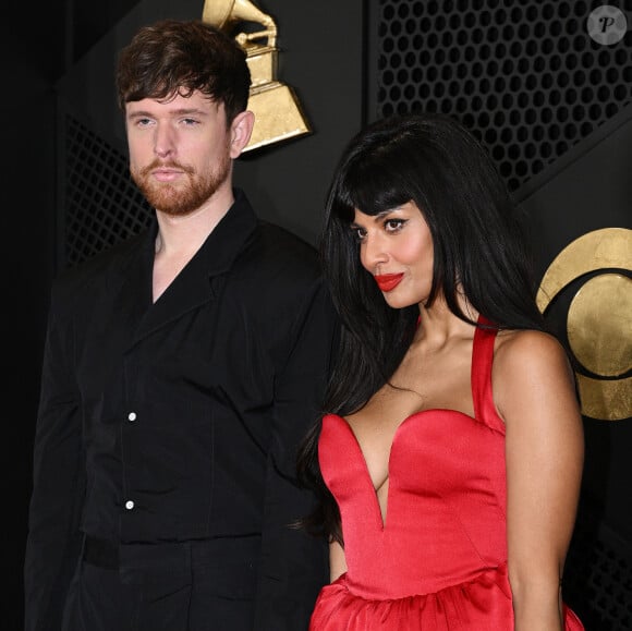 Jameela Jamil et James Blake - 66e édition des Grammy Awards à la Crypto.com Arena à Los Angeles le 4 février 2024.