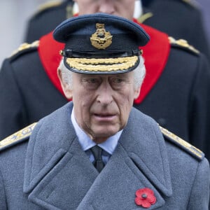 Le roi Charles III d'Angleterre - La famille royale honore les disparus des deux guerres mondiales lors de la cérémonie Remembrance Sunday ( Dimanche du souvenir ) au Cénotaphe à Londres le 12 novembre 2023. 