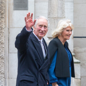 Le roi Charles III d'Angleterre et Camilla Parker Bowles, reine consort d'Angleterre, quittent la London Clinic à Londres, Royaume Uni, 29 janvier 2024, où le roi Charles avait subi une intervention pour une hypertrophie de la prostate. © Tayfun Salci/ZUMA Press/Bestimage 