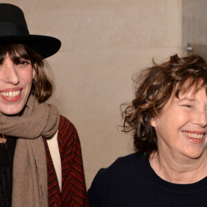 On peut voir leur complicité déjà à l'époque. 
Jane Birkin et sa fille Lou Doillon - Ouverture de la rétrospective Jane Birkin à la cinémathèque française à Paris le 25 janvier 2017 . © Veeren/Bestimage 