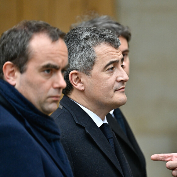 Sebastien Lecornu, ministre des Armées, Gerald Darmanin, ministre de l'Interieur et des Outre mer, Gabriel Attal, premier ministre et Eric Dupond Moretti, ministre de la Justice - Cérémonie d'hommage national aux victimes françaises des attaques terroristes du 7 octobre en Israël dans la cour d'honneur de l'Hôtel national des Invalides, à Paris, France, le 7 février 2024. Quatre mois jour pour jour après les attentats terroristes qui ont frappé Israël et le peuple israélien et qui ont causé la mort de 42 de nos concitoyens. A ce jour, trois de nos compatriotes demeurent toujours disparus et présumés otages, et la France n'a de cesse d'oeuvrer avec ses partenaires pour leur libération. ©Eric Tschaen/Pool/Bestimage 