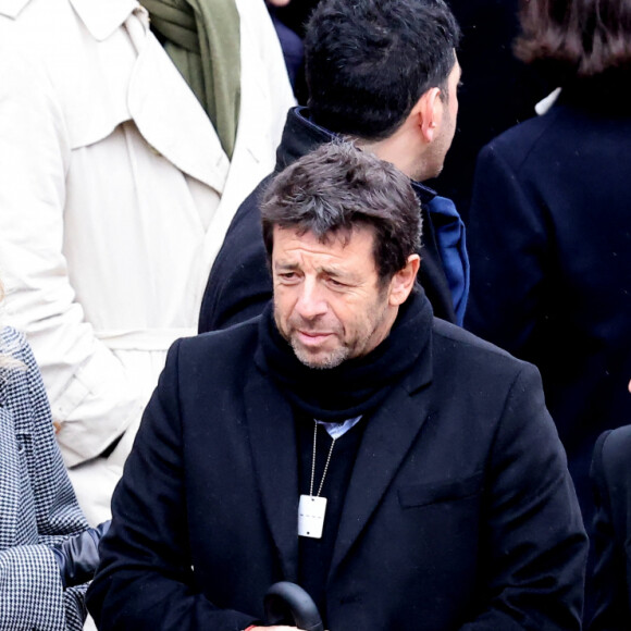 Patrick Bruel - Cérémonie d'hommage national aux victimes françaises des attaques terroristes du 7 octobre en Israël dans la cour d'honneur de l'Hôtel national des Invalides, à Paris, France, le 7 février 2024. © Dominique Jacovides/Bestimage 