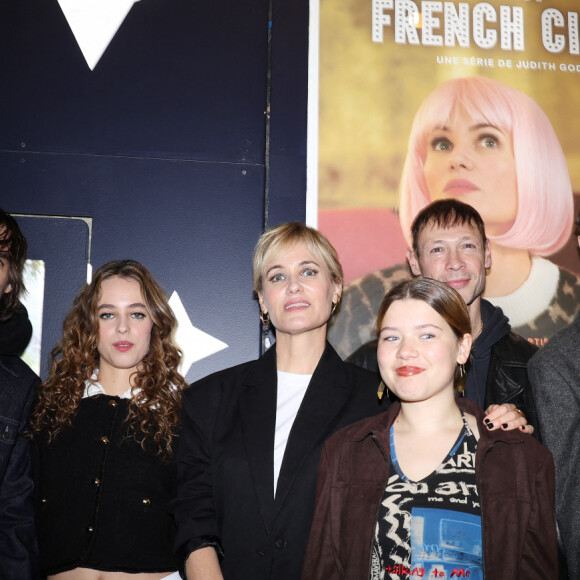 Semi-Exclusif - Judith Godrèche, entourée de ses enfants Tess Barthelemy et son demi frère Noe Boon, et de son équipe du film - Première du film "Icon of the french cinema" au Silencio à Paris. Le 8 décembre 2023 © Denis Guignebourg / Bestimage