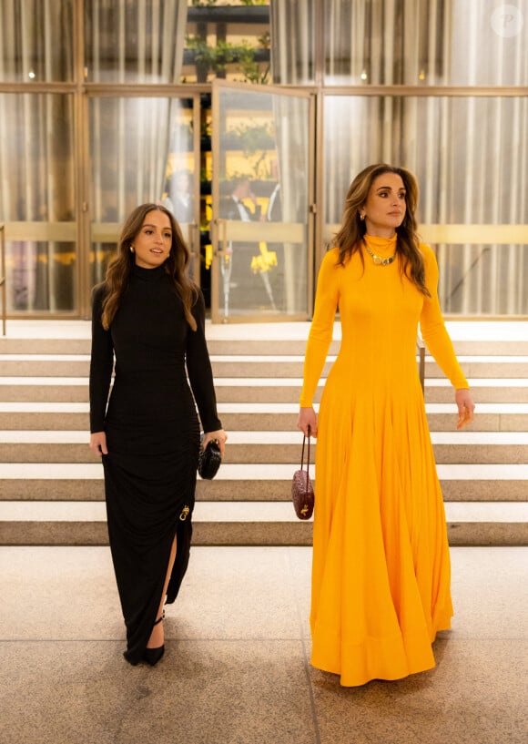 La reine Rania et la princesse Iman de Jordanie lors du dîner de gala "Kering Foundation Caring for Women" à New York, le 15 septembre 2022. 