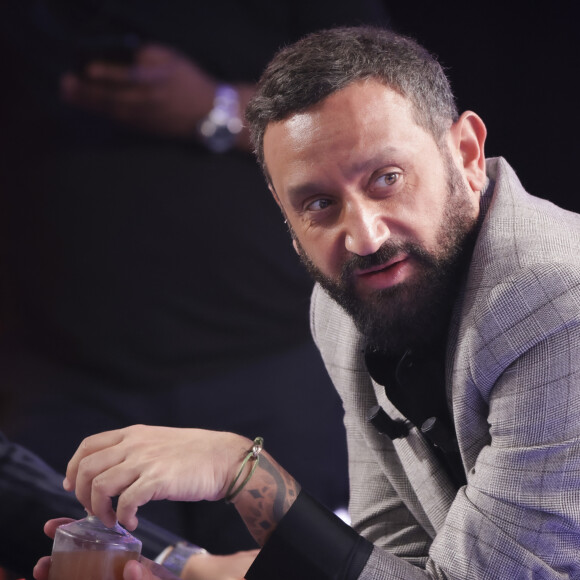 Exclusif - Cyril Hanouna sur le plateau de la nouvelle émission de C.Hanouna du week-end "Face à Hanouna" diffusée le 4 février à Paris, France, le 1er février 2024. © Jack Tribeca/Bestimage 