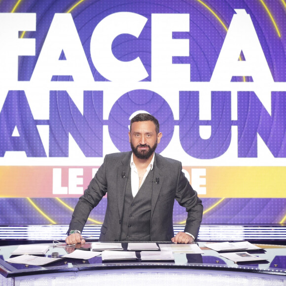 Son émission "Touche pas à mon poste", l'une des plus suivies du PAF, est un parfait terrain de jeu pour faire entendre ses opinions
Exclusif - Cyril Hanouna sur le plateau de la nouvelle émission de C.Hanouna du week-end "Face à Hanouna" diffusée le 3 février à Paris, France, le 1er février 2024. © Jack Tribeca/Bestimage 