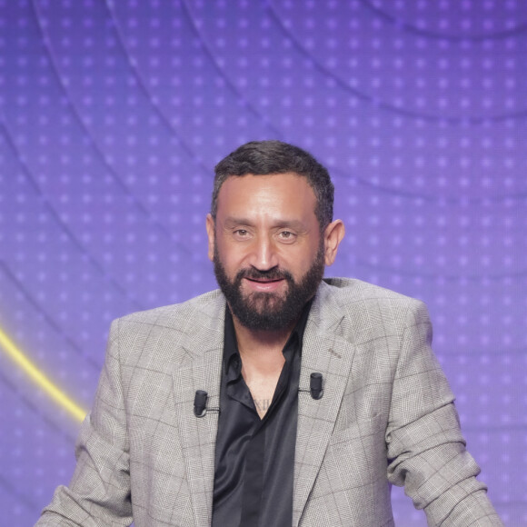 Exclusif - Cyril Hanouna sur le plateau de la nouvelle émission de C.Hanouna du week-end "Face à Hanouna" diffusée le 4 février à Paris, France, le 1er février 2024. © Jack Tribeca/Bestimage 