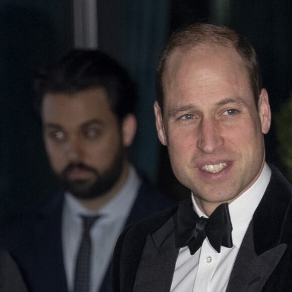 Le prince William, prince de Galles arrive au dîner de gala caritatif "London's Air Ambulance" au Raffles London à Londres le 7 février 2024. 