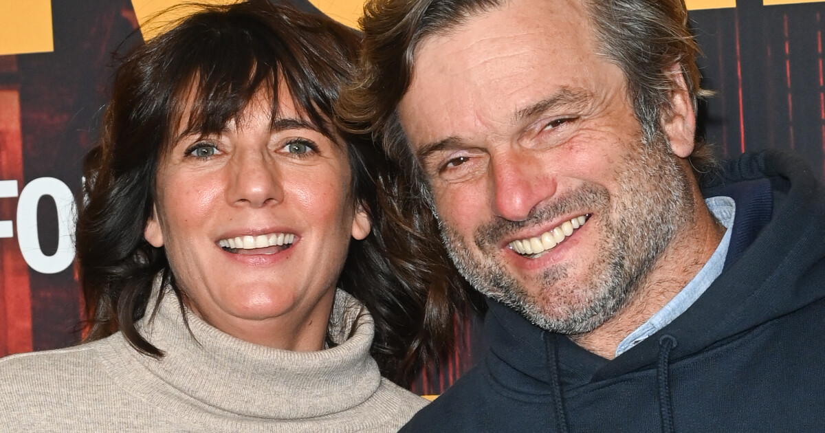 PHOTOS Estelle Denis Vacances au "paradis" avec Marc Thiercelin, une invitée surprise joue les
