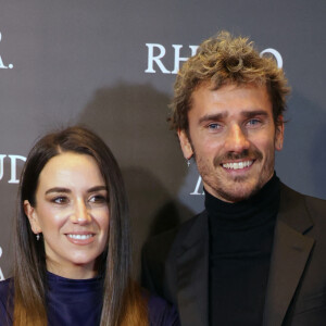 Antoine Griezmann dévoile le visage de ses enfants
 
Antoine Griezmann et sa femme Erika Choperena - Le joueur A.Griezmann et son ami M.Llorente se lancent dans l'aventure de la restauration et ouvrent le Rhudo à Madrid.