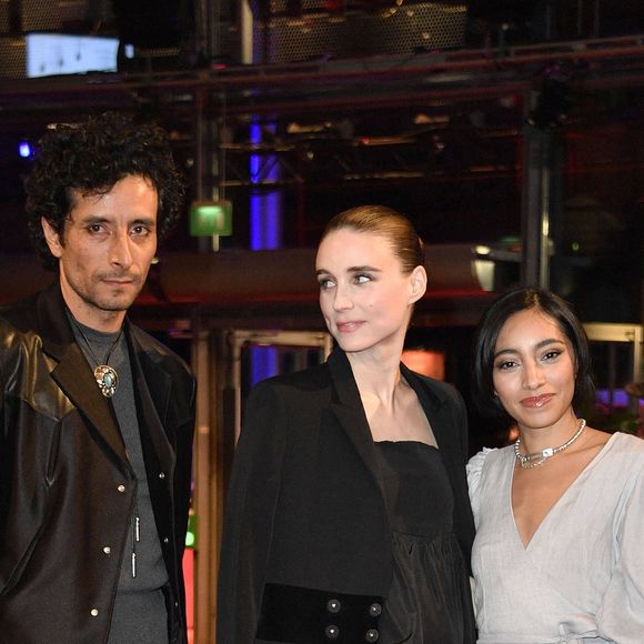 Raul Briones Carmona, Rooney Mara et Anna Diaz - Tapis rouge du film "La Cocina" lors du 74e Festival International du Film de Berlin, La Berlinale. Le 16 février 2024. © Imago / Panoramic / Bestimage