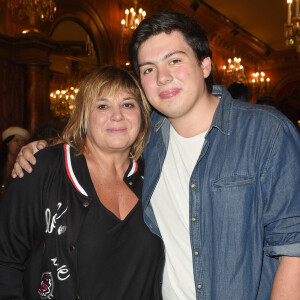 Et qu'ils sont notamment restés en bons termes pour eux !
Michèle Bernier et son fils Enzo Gaccio - People à la générale du woman show "Vive Demain !" de Michèle Bernier au théâtre des Variétés à Paris le 28 janvier 2019. © Coadic Guirec/Bestimage