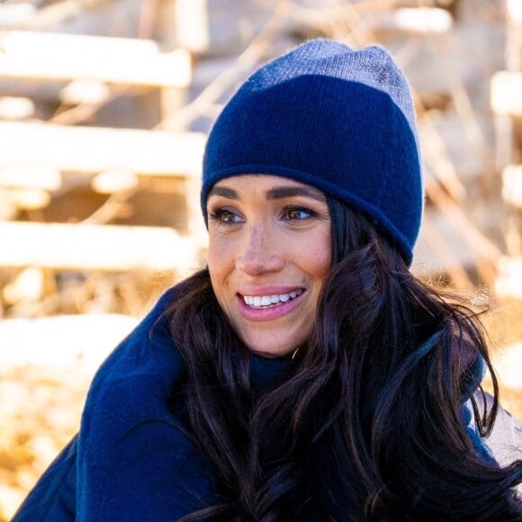 Le prince Harry fait du skeleton sous les yeux de Meghan Markle lors d'une visite au camp d'entrainement des athlètes des Invictus Games 2024 à Whistler en Colombie Britannique le 15 février 2024. 