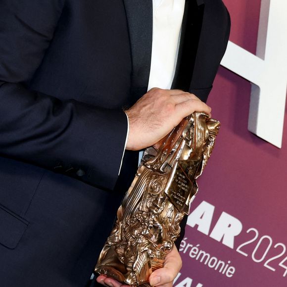 Christopher Nolan (César d'Honneur) - Photocall des lauréats (press room) lors de la 49ème édition de la cérémonie des César à l'Olympia à Paris le 23 février 2024 © Dominique Jacovides / Olivier Borde / Bestimage